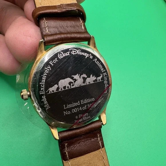 Vintage 90s Disney Animal Kingdom Limited Edition Leather Watch #14of 3000 NWB ? He main image 4